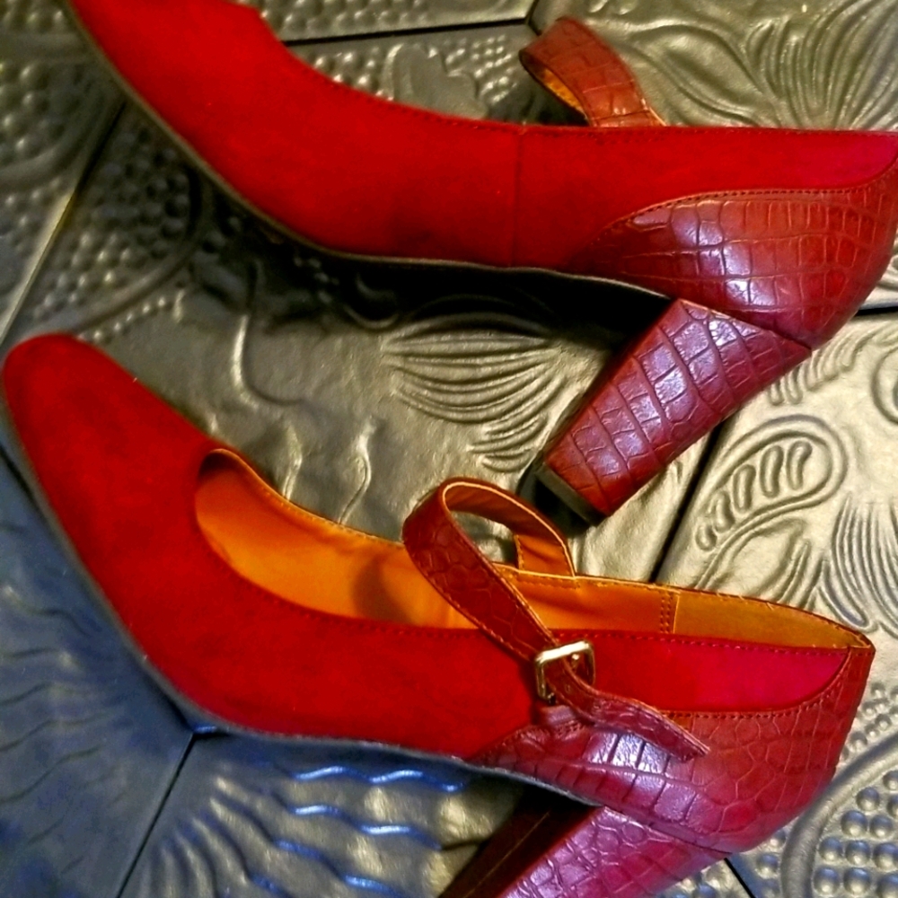 🔥5for25$🔥 Avon shoes